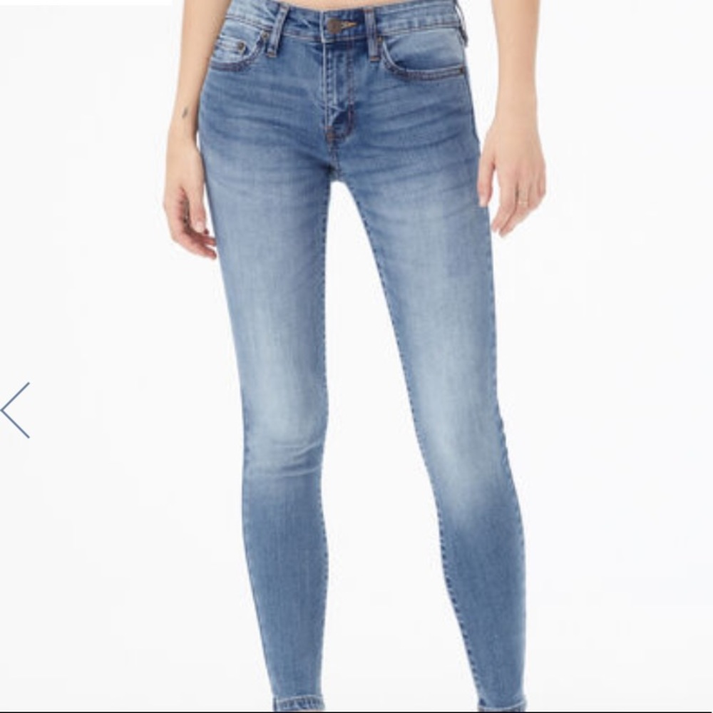 Premium Seriously Stretchy Low-Rise Jegging